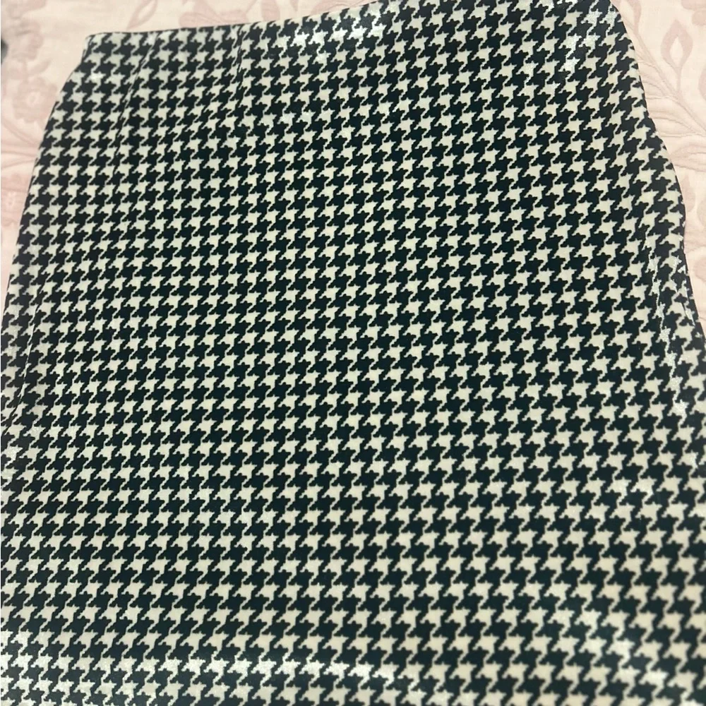 Naked Wardrobe Black and White Mini Skirt XL NWT - Picture 3 of 5